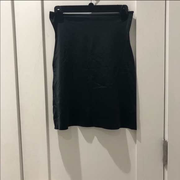 Spanx Half-Slip Simplicity Skirt - Picture 2 of 3